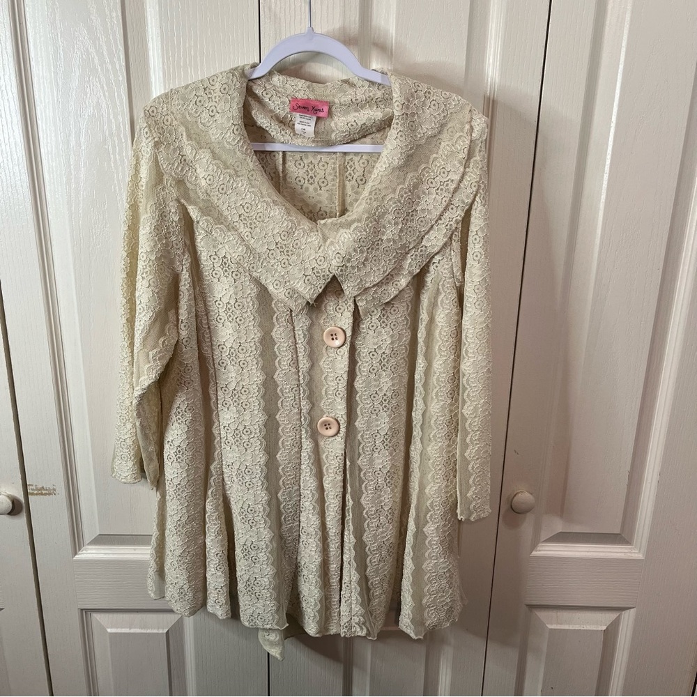 Seven Karat Women’s Blouse